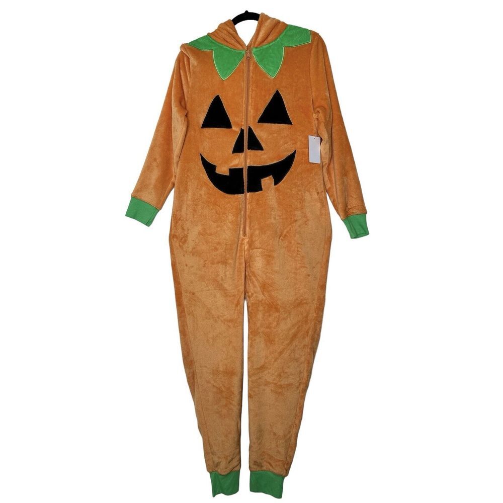 Halloween Pajamas M Pumpkin Bodysuit Soft Orange TRICK OR‎ TREAT NWT